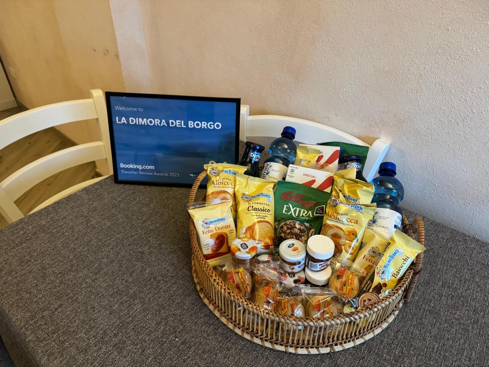 레반토 La Dimora Del Borgo 아파트 외부 사진